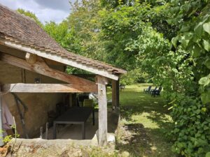 location meublés de la roche posay auvent jardin logement avenue gare